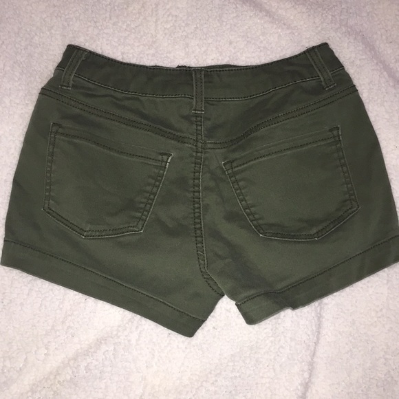 Shorts - Picture 2 of 2